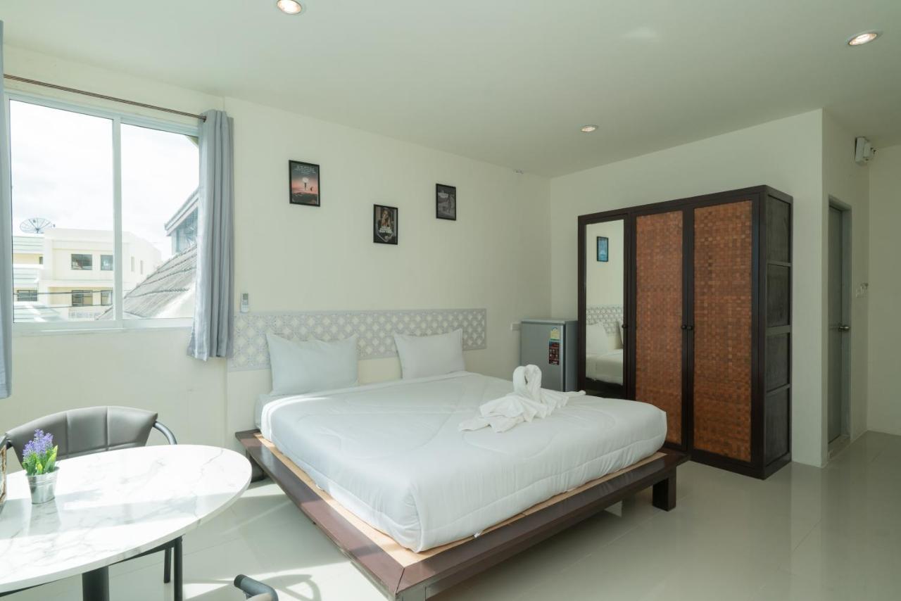 Hangover Inn Phuket Exterior photo